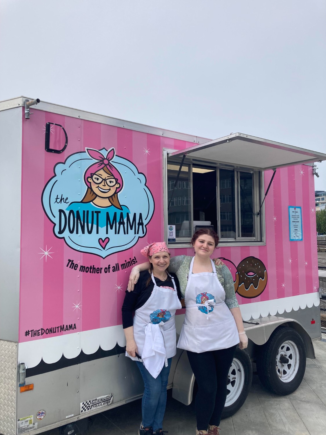 Donut Mama Food Trailer Schedule Bakery, Coffee and Tea, Dessert