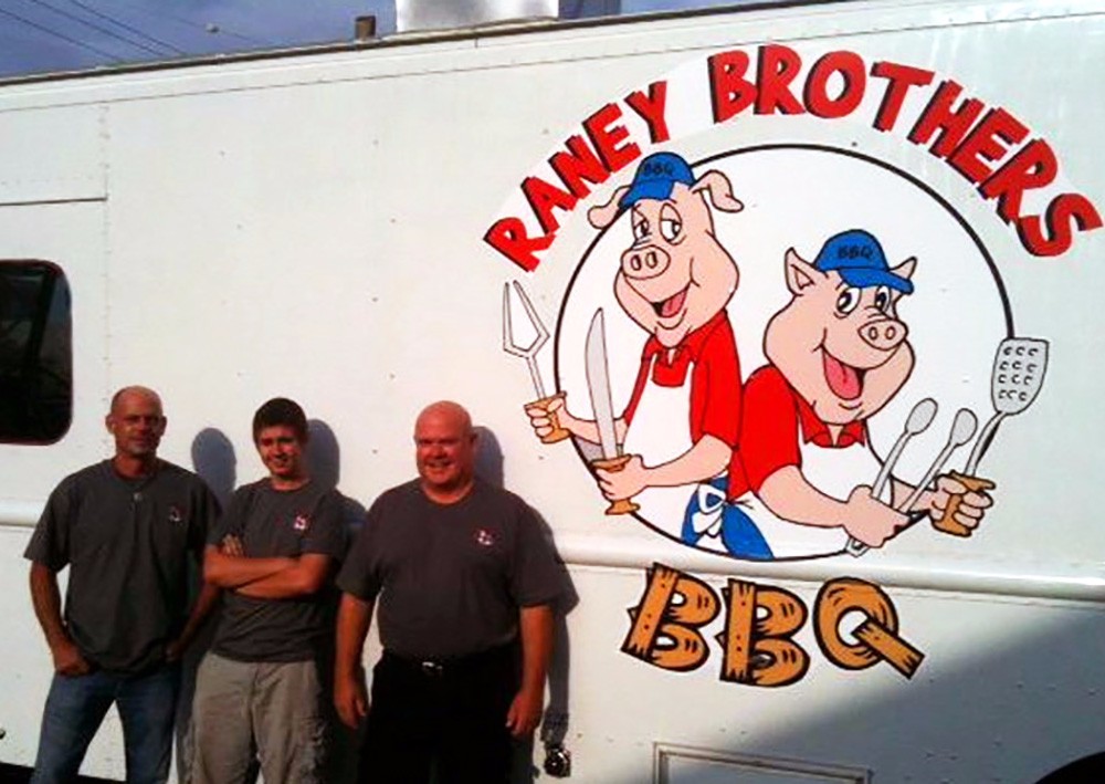 Raney Brothers BBQ Food Truck Schedule BBQ Food Truck Reviews